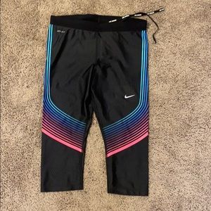 Nike leggings/yoga pants